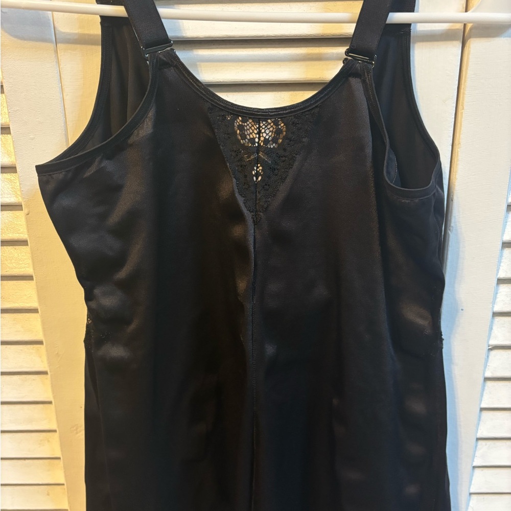 Ruby Ribbon Lace Cami 40